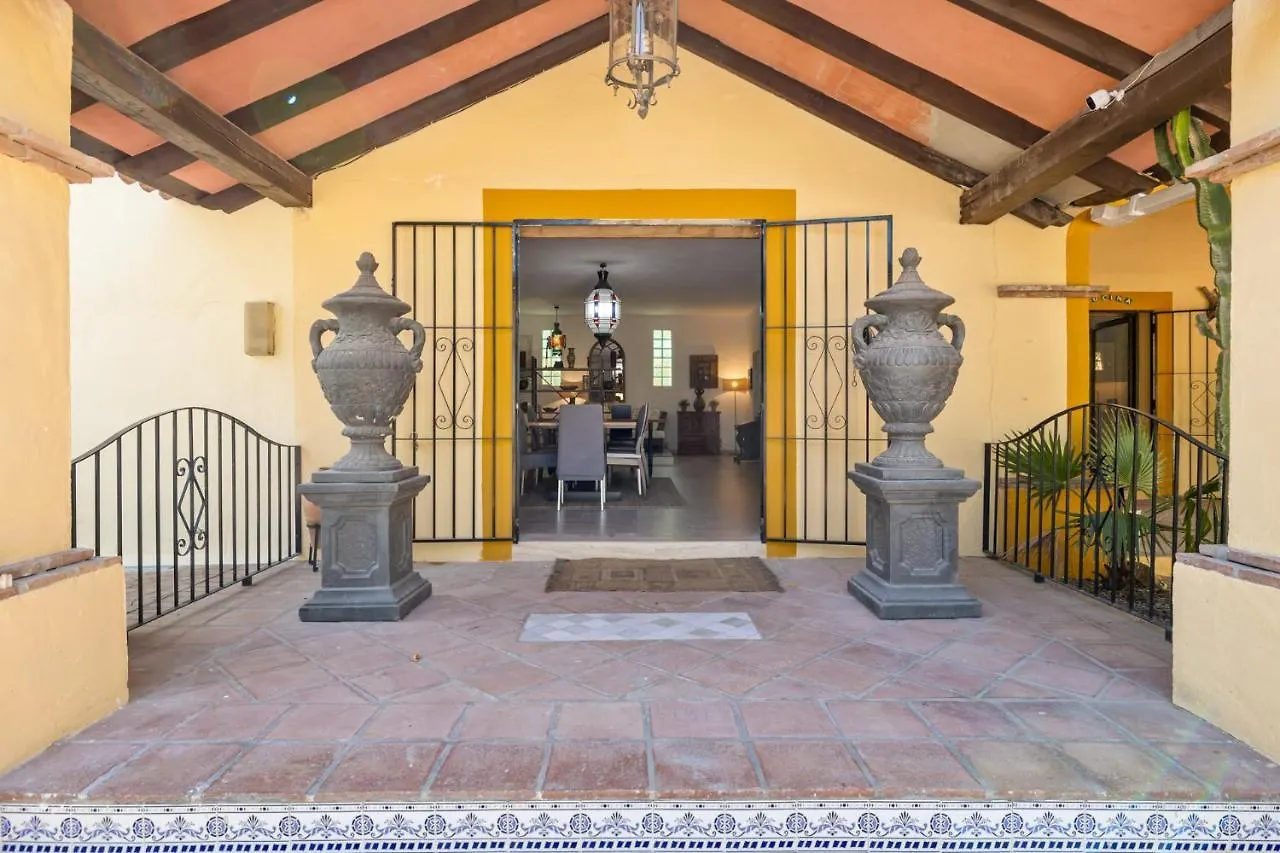Hacienda De La Siesta Villa Coin